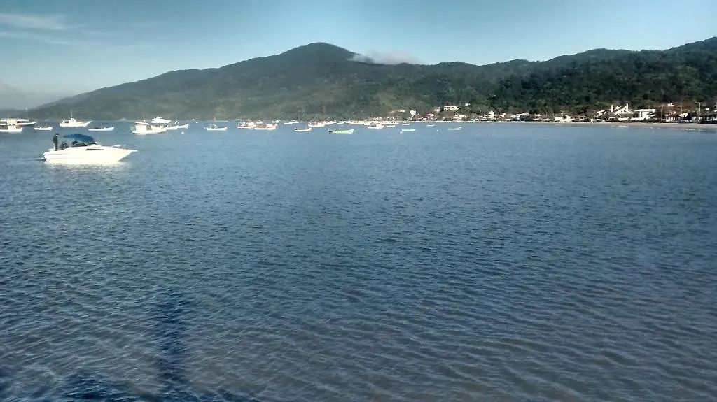 Casa Em Bombinhas Zimbros Vila
